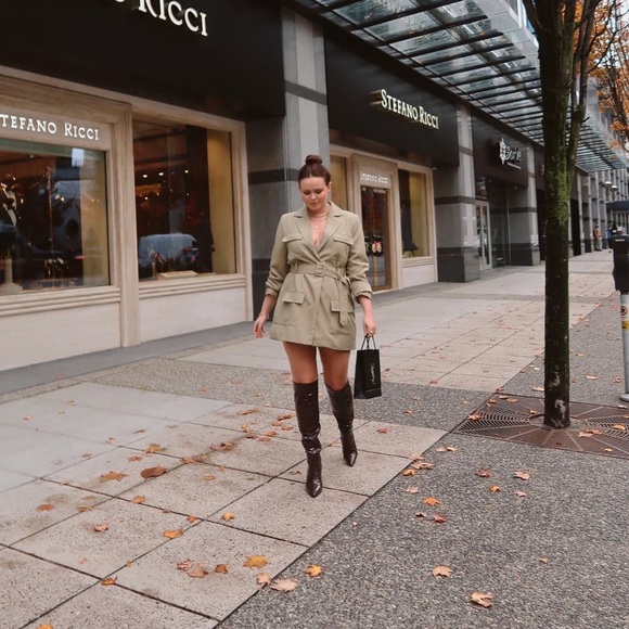 Princess Polly// Lioness Utility dress (or long blazer) - Picture 2 of 6